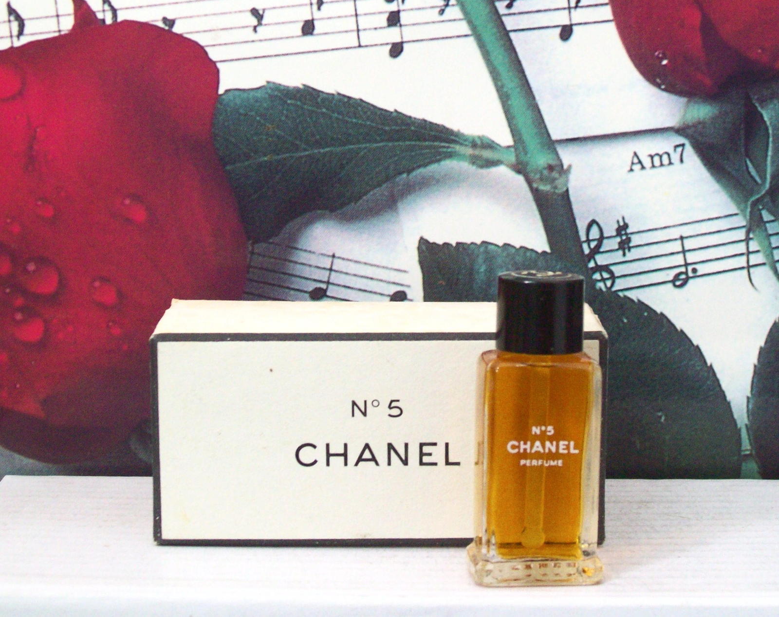 Primary image for Chanel No.5 Parfum 7ML. NWB.  Vintage