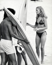 Cheryl Ladd Charlie&#39;s Angels in sexy Bikini on beach with Surfboards 8x10 Photo - £6.28 GBP