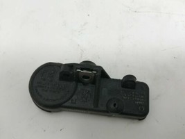 2014 Dodge Caravan TPMS Sensor Tire Pressure Sensor Genuine OEM E01B21016 - $22.49