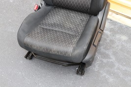 17-18 Nissan Rogue Front Left Driver Manual Seat - Black image 3