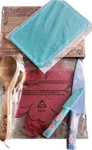 14-Pioneer Woman ~ Wooden Utensils ~ Knives ~ Felt Liners ~ Mats &amp; Board... - $40.00