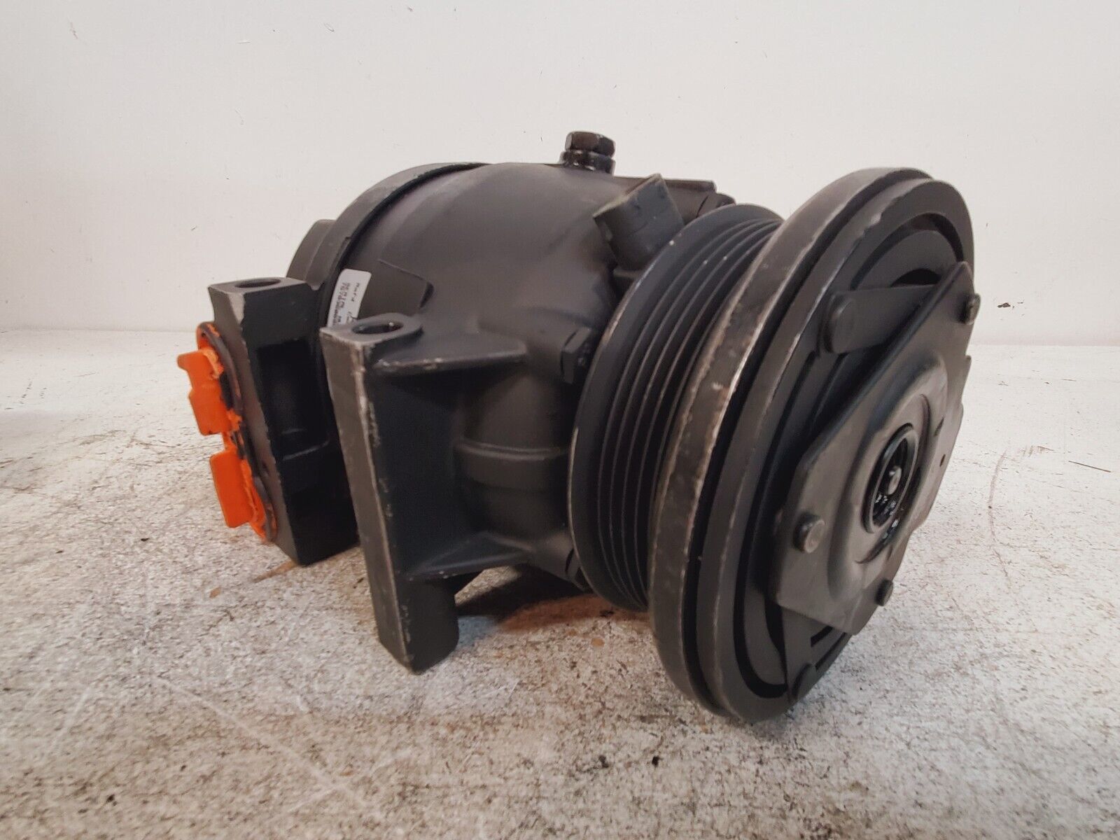 Ready Air A/C Compressor 2642 | 75793606992 | RA04099 | 6559878 | R132 - $128.60