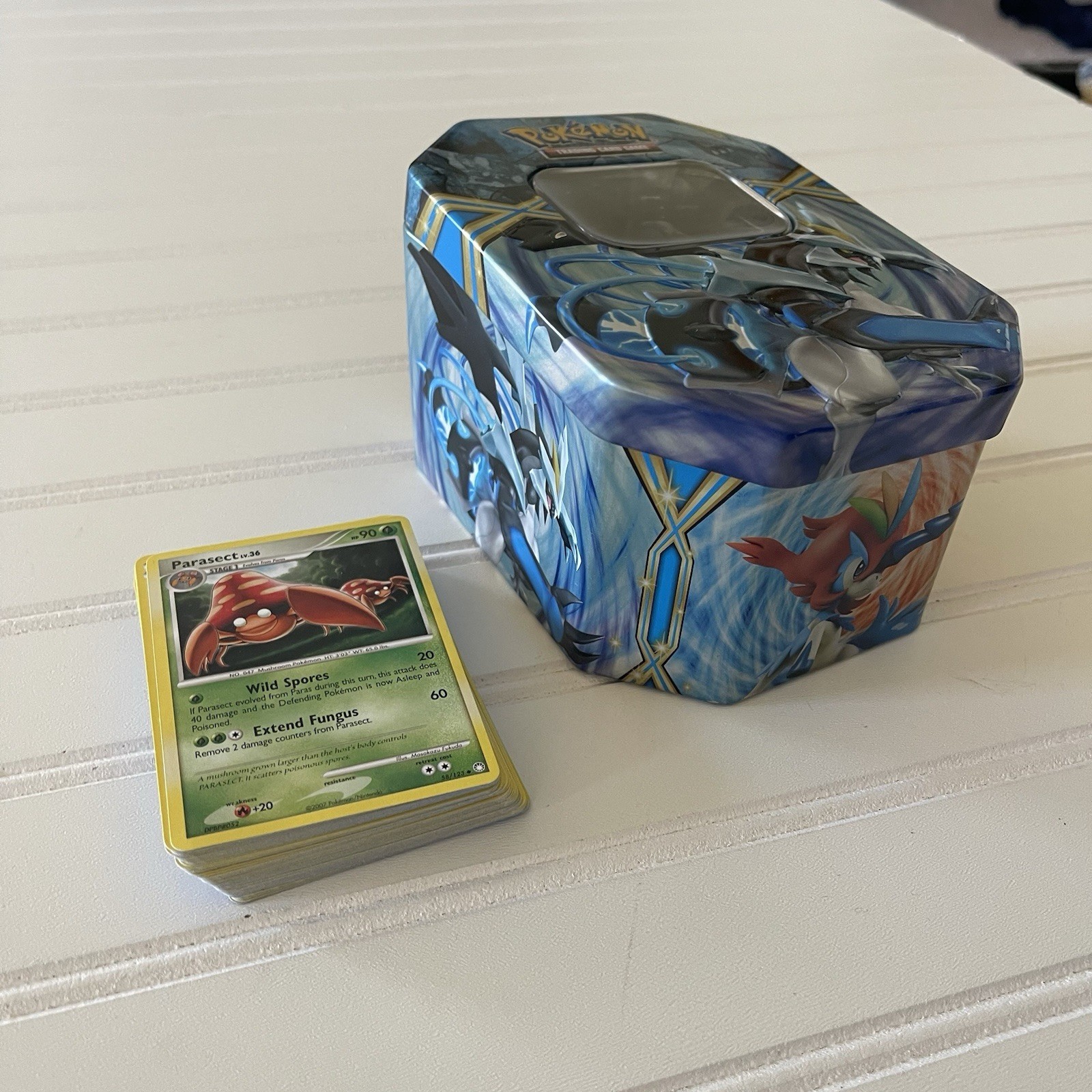 POKEMON BLACK KYUREM EX POWER TIN-OPENED- with 50 cards - $38.33