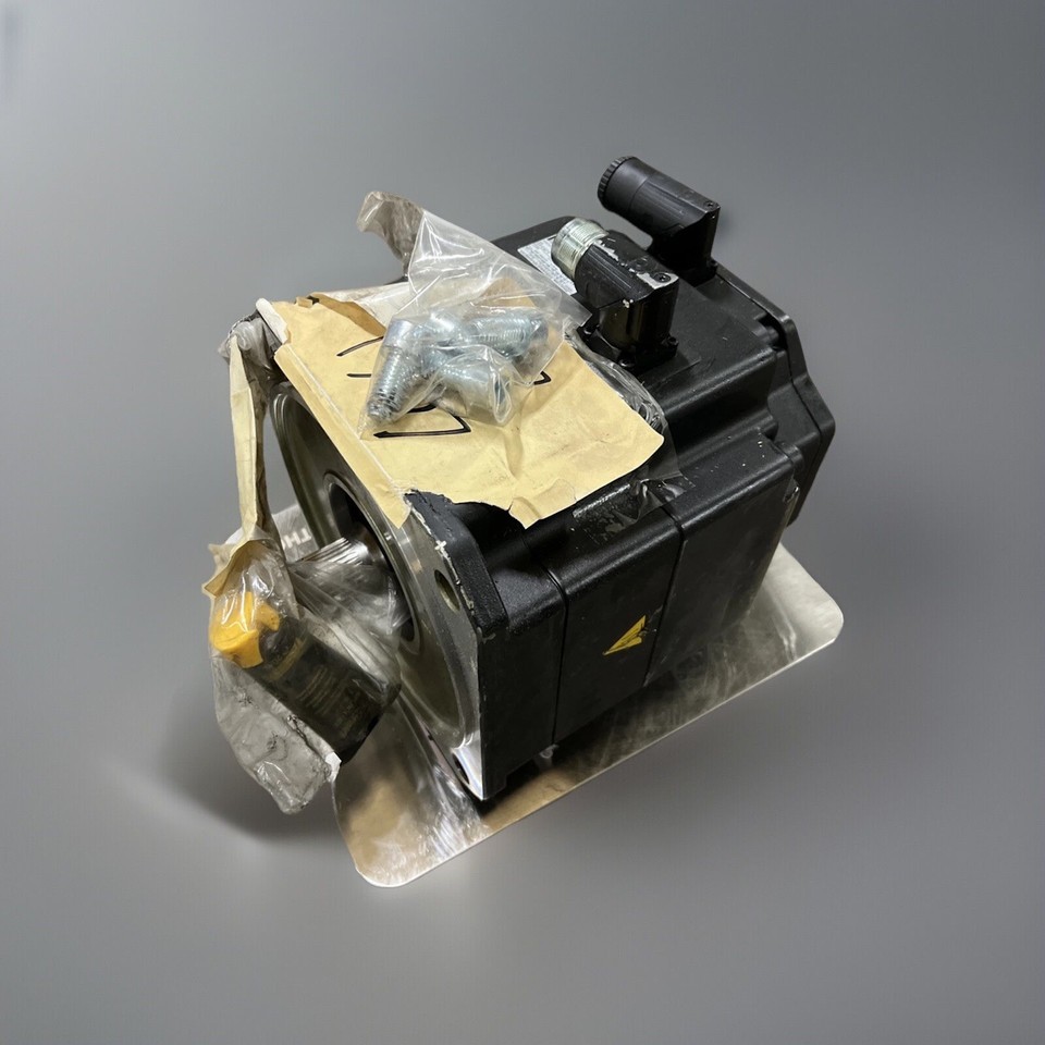 Kuka Servo Motor Simotics 1FK7100 5Az91.   00-192-296 Robot Motor - $399.00