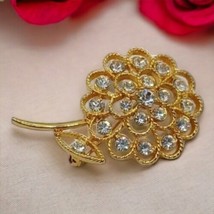 Vintage Flower Brooch, gold tone - £15.63 GBP
