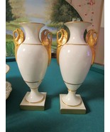 LENOX QUEENS GARDEN VASE, MATELASSE CAKE PLATE, CAROLINA PITCHER,HAYWORT... - $103.32 CAD+