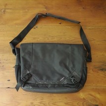 TARGUS Black Travel Laptop Briefcase Messenger Bag w/ Shoulder Strap 18” - £23.42 GBP