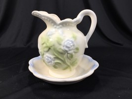 Vintage 1983 Hand Crafted &amp; Painted Miniature Pitcher &amp; Bowl 6&quot; Floral - £11.76 GBP