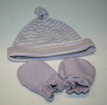 Moon &amp; Back Hanna Andersson Lavender Baby Knotted Newborn Hat No Scratch Mittens - $11.65