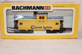 HO Scale Bachmann, Wide Vision Caboose, C&amp;O Chessie System, Yellow, #3327 - $30.00