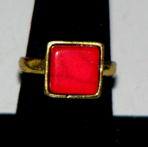 Vintage Red Skin Turquoise Gemstone Ring, 10K Gold plated Size 7.5 &quot;Scea... - £15.77 GBP