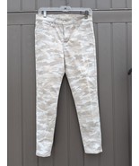 Women's Levi's 720 High Rise Super Skinny Crop Size 28 Beige Camo Pants - $17.82