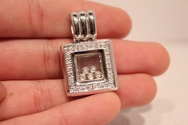 Authenticity Guarantee 
Beautiful Square 18K White Gold Pendant with Diamond ... - £934.18 GBP