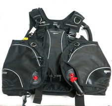 Mares BC Vest V1 473680 - $1,476.04 MXN