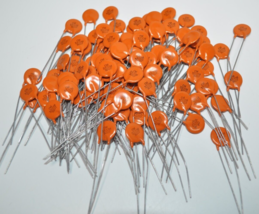 Certified Open Box

Lot of 99 Orange Drop Disc Capacitors  CM 3300M 9207... - €68,05 EUR