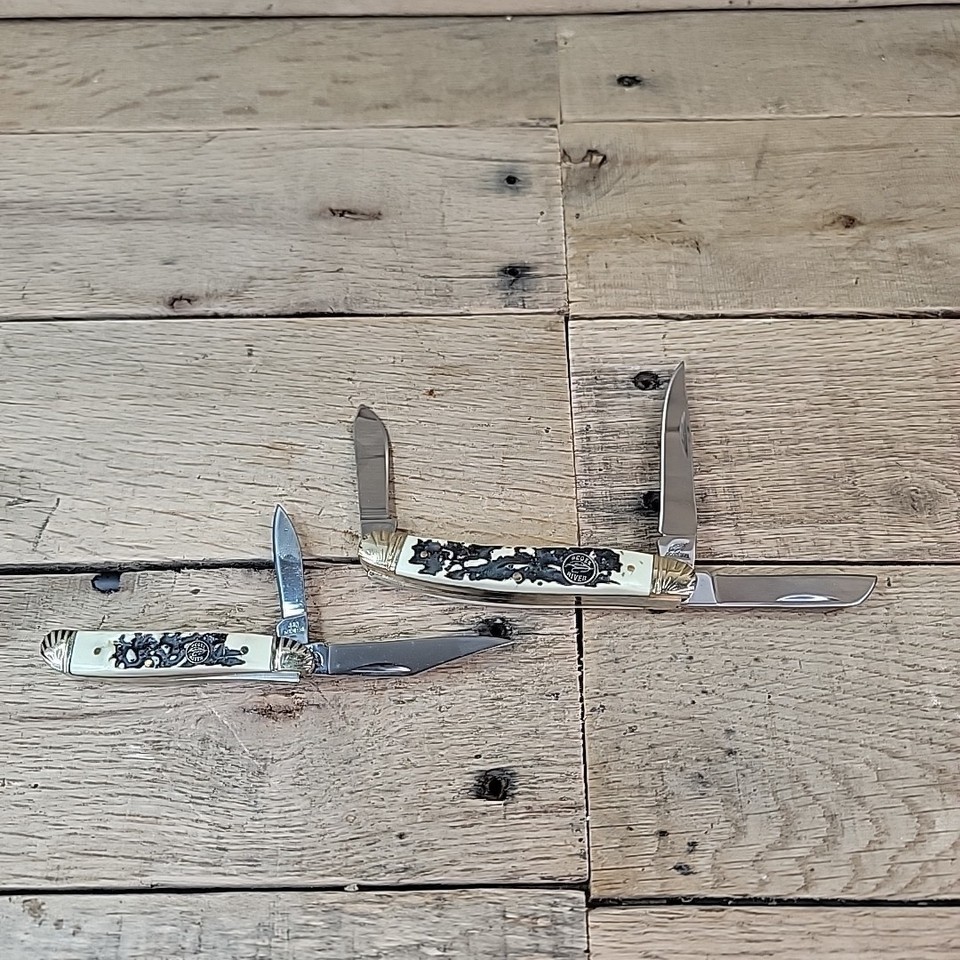 X2 Frost Cutlery Ocoee River Hunter Off White Bone Folding Stainless Knifes - $18.76