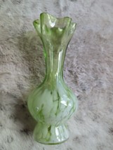 Art Glass Vase Hand Blown Green White Ruffled Rim Small 6.5&quot; Tall Decor Flowers - £18.90 GBP