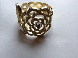 Fashion Jewelry Gold Cuff 3&quot; inches w/Cubic Design - £6.73 GBP