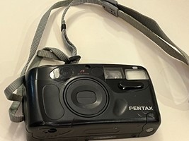 Pentax Zoom 60X Point &amp; Shoot 38-60mm Macro Lens Camera Auto Focus WORKS... - £14.34 GBP