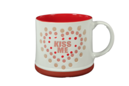Kiss Me Valentine Mug Cup 17 Ounce New With Tags Hearts and Dots - $18.69