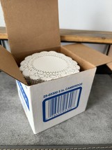 NOS Case of 1000 5” WHITE Cambridge Paper Doily, Doilies by Hoffmaster A... - $519.46 MXN