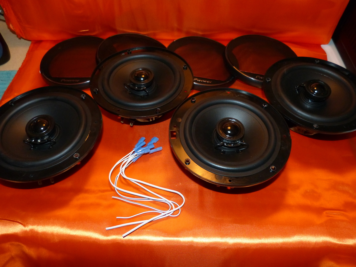 4 PC ROCKVILLE MARINE SPEAKERS SALE 400 Watts 6.5 2 Way Auto or Boat Spe... - $30.00