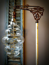 Grand Nostalgic Edison Light Bulb - Oversized Beehive Shape, 4 watt LED Filament - £42.70 GBP