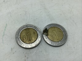 Lot of 2    2004 &amp; 2012 Mexico - 1 Peso - Bimetallic - World Coin - $7.99