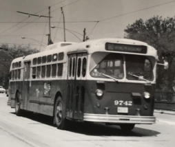 Trackless Trolley Bus Chicago Transit Authority CTA #9742 Route 80 Photo - £7.34 GBP