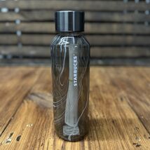 Starbucks Glass Tumbler Black Gray Waves Transparent Charcoal 16oz - $338.84 Starbucks Glass Tumbler Black Gray Waves Transparent Charcoal 16oz - $338.84 MXN