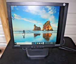 SAMSUNG SyncMaster 913v 19&quot; Desktop Computer Screen Monitor W Stand - $39.55