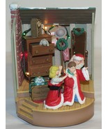 House of Lloyd Christmas in the Attic Lighted &amp; Animated Music Box - €17,09 EUR