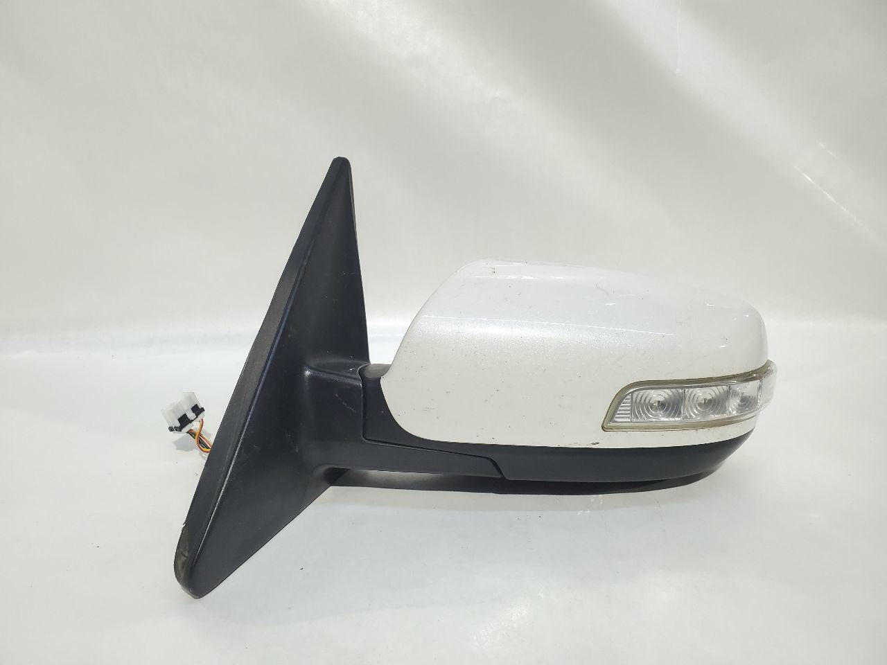 2014 2015 Kia Sorento LX OEM Left Side View Mirror Power Turn Signal  Item image 3