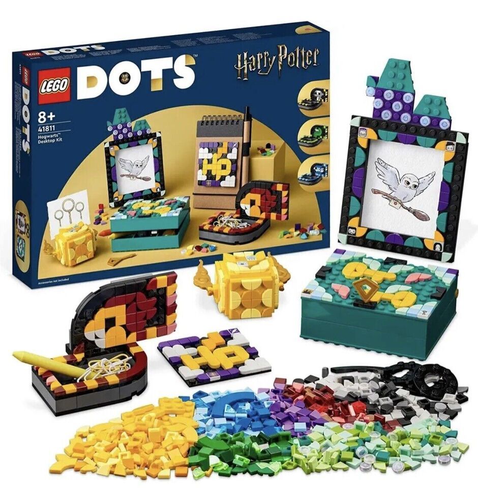 Primary image for LEGO DOTS Hogwarts Desktop Kit 41811 DIY Craft Decoration Kit Fun Desk Set