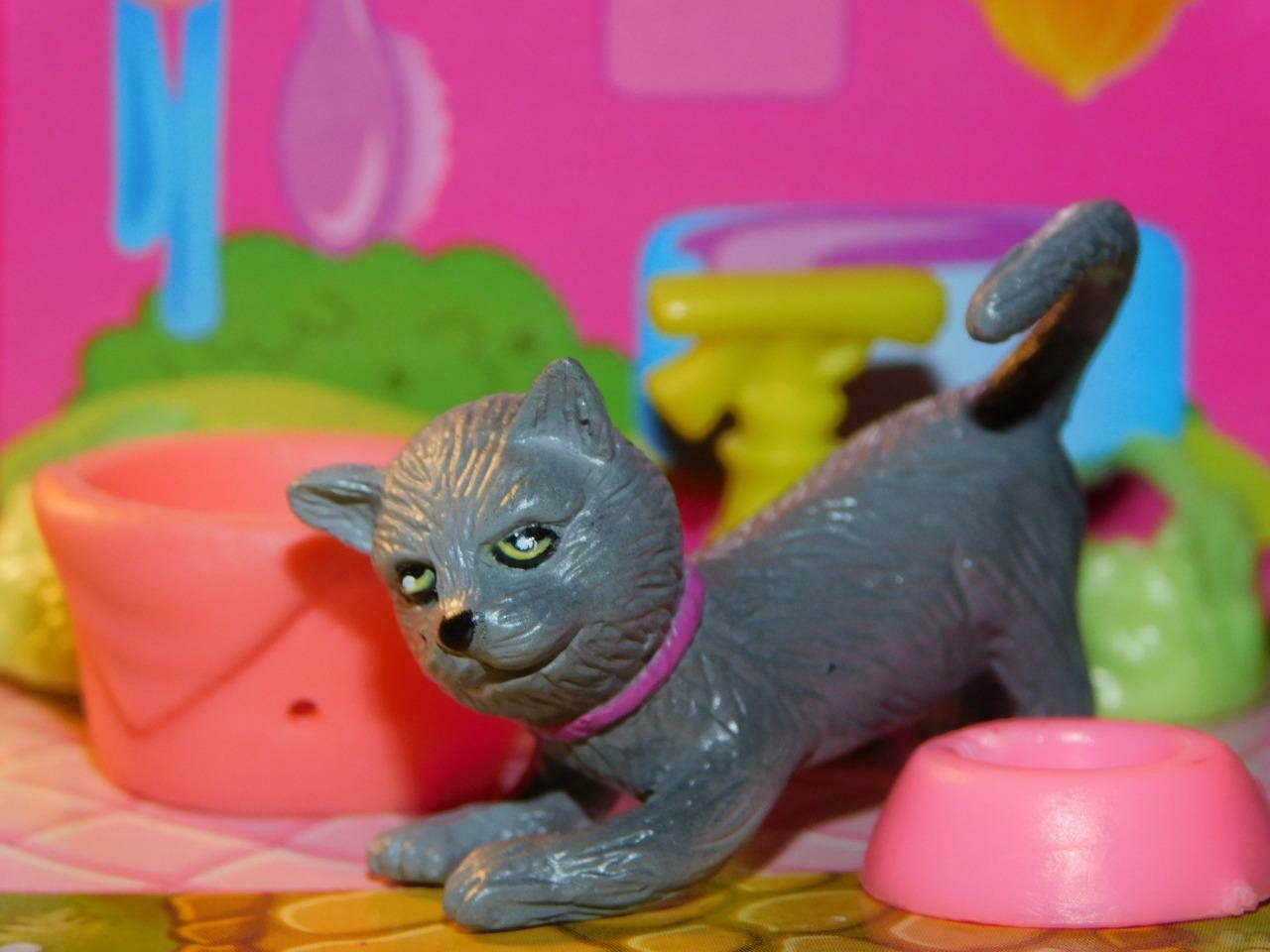 Dollhouse Miniature Kitty Cat Lot B Fits Fisher Price Loving Family Doll... - $3.85