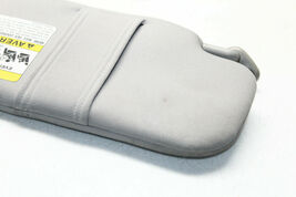 2006-2007 SUBARU IMPREZA WAGON FRONT LEFT DRIVER SUNVISOR SUN VISOR GRAY P4948 image 4