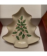 Lenox Christmas Tree Candy Dish/Lenox For The Holidays / Preowned - $168.56 MXN