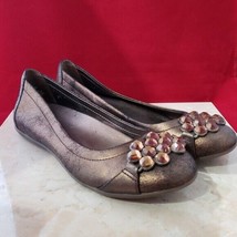 Kenneth Cole Reaction Women&#39;s Bronze Jeweled Flats My Boo - Size 7 - $20.99