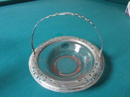 Bridal Basket Pink Depression Glass with SILVERPLATE Rim Handle [gl-10] - £82.27 GBP