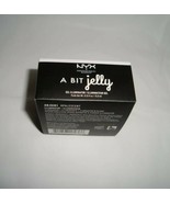NYX A Bit Jelly Illuminator Opalescent New - $570.23 MXN