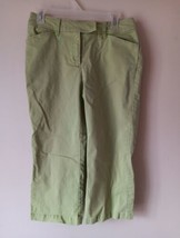 Jones New York Sport Stretch Capri Pants Women’s Size 4 Lime Green Front... - $13.86