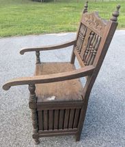 Vintage Gallinera Chicken Coop Accent Chair image 9