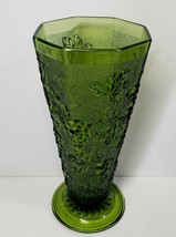 Vintage Anchor Hocking Avocado Green Grape Pattern Embossed Flower Vase - $19.80