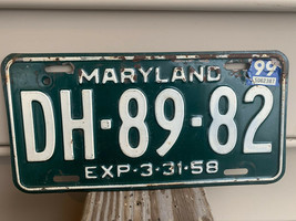Vtg 1958 Maryland Vehicle License Plate DH-89-82 Exp 3-31-58 Green And W... - £39.78 GBP