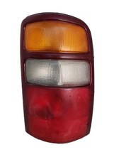 Passenger Right Tail Light Fits 00-03 SUBURBAN 1500 632835 - $500.38 MXN