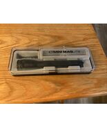 Maglite Mini 2 x AA Alkaline Flashlight Black - $372.23 MXN