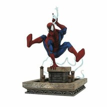 NEW SEALED 2021 Diamond Marvel Gallery 1990s Spider-Man 8" Statue - $59.39