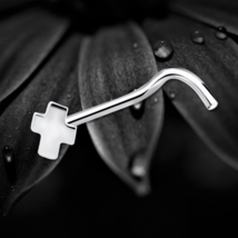 925 Sterling Silver Polished Plain Religious Cross Nose Stud Screw Pin Gift - $151.50 MXN