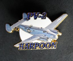 HARPOON PV-2 BOMBER NAVY AIRCRAFT LAPEL PIN BADGE 1.5 INCHES PRINT AND E... - $5.74