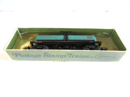 Aurora 4884/420 Postage Stamp N Scale Trains GATX Celanese Tank Car Gree... - $7.55